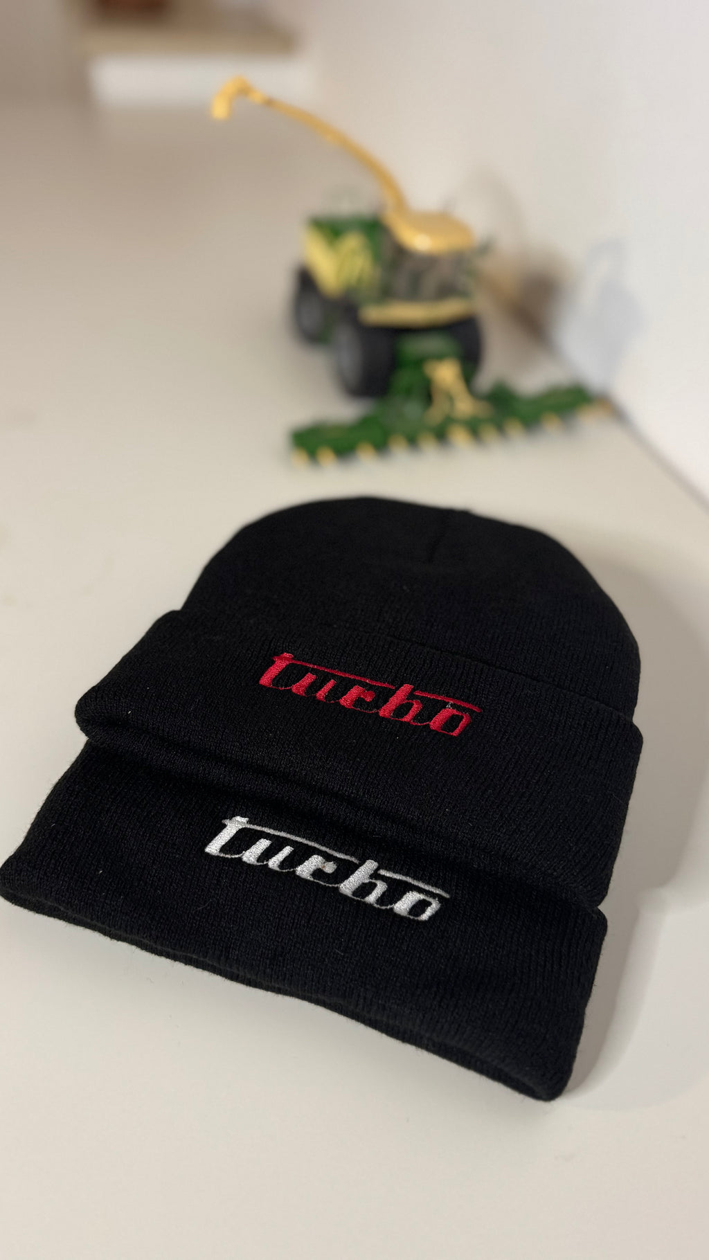 Turbo - Wintermütze | Gesticktes Motiv