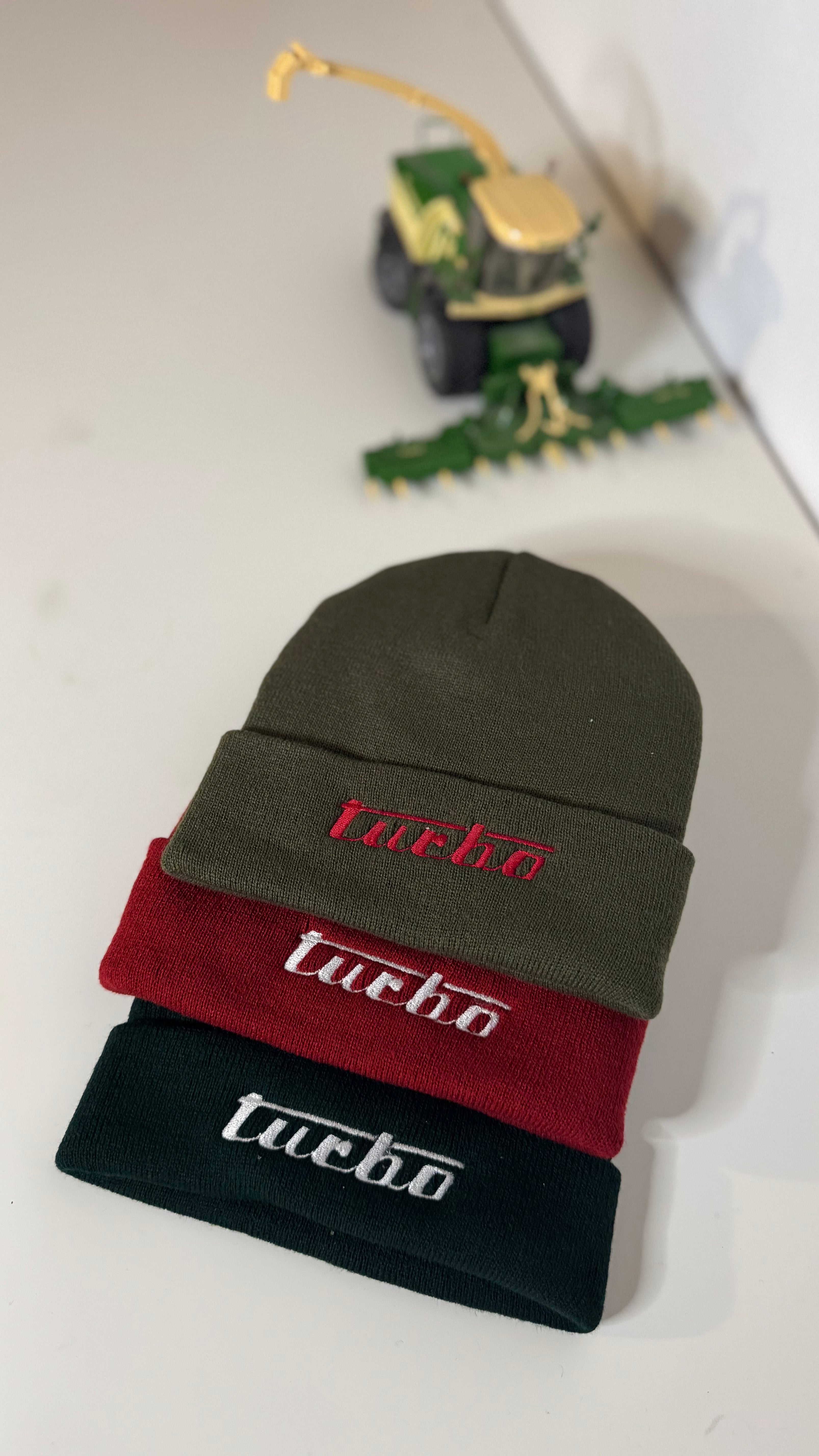 Turbo - Wintermütze | Gesticktes Motiv