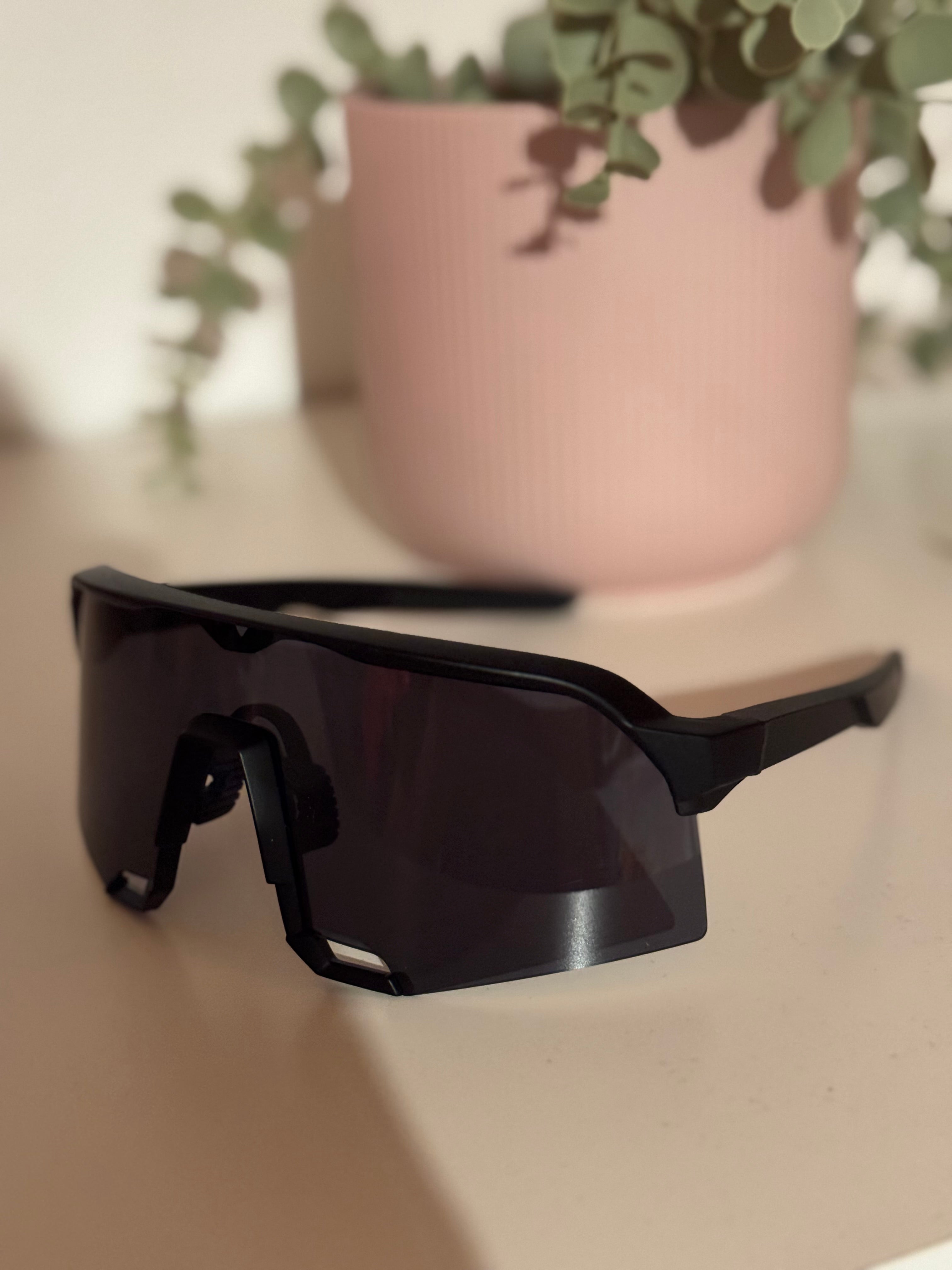 FarmerLuki Brille | Erhältlich in 6 verschiedenen Farbkombinationen