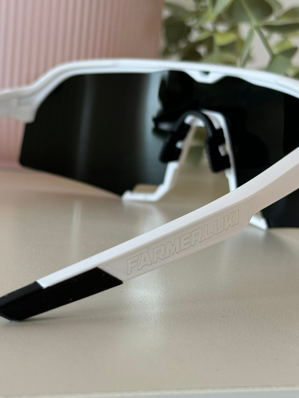 FarmerLuki Brille | Erhältlich in 6 verschiedenen Farbkombinationen