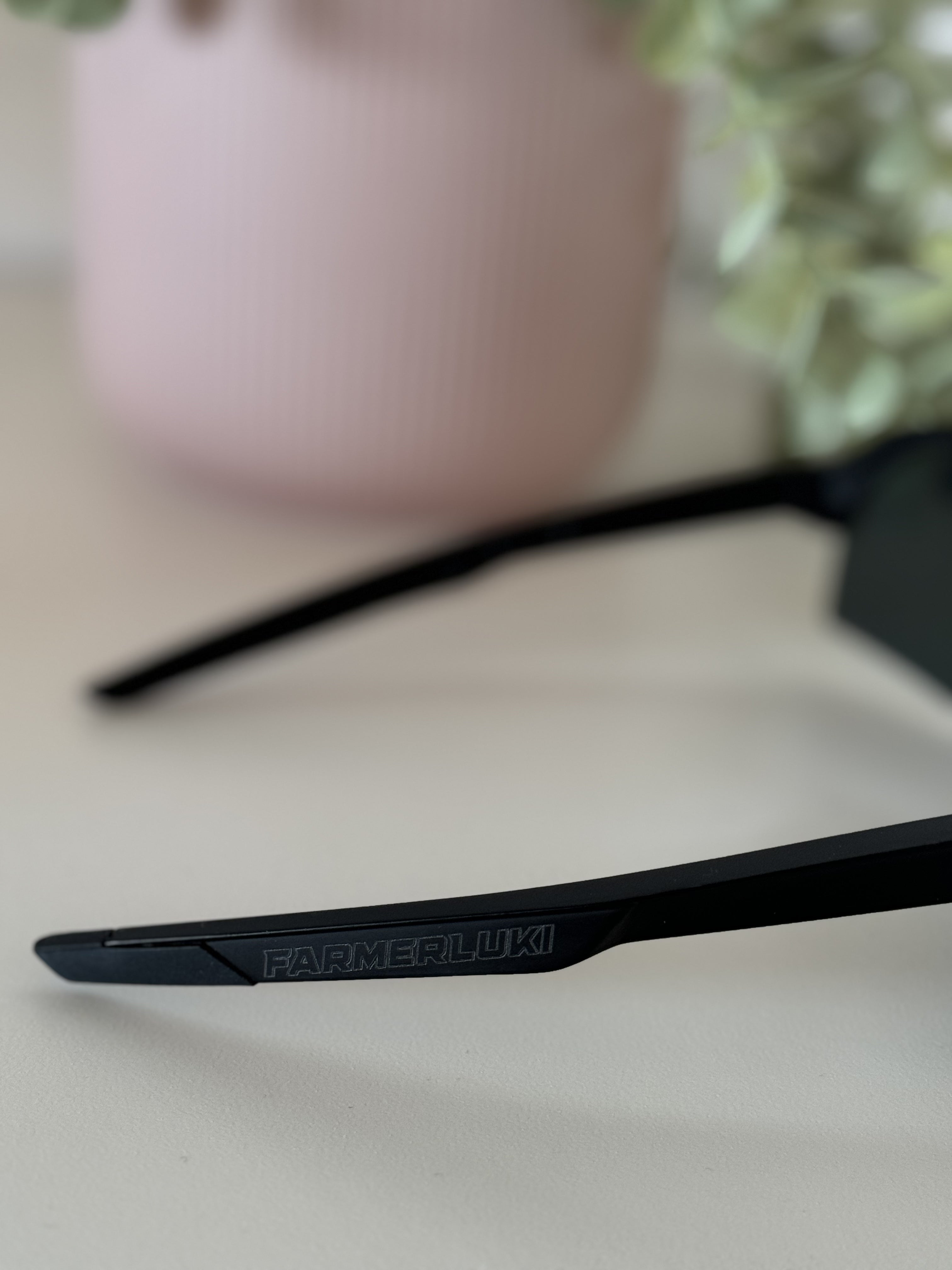 FarmerLuki Brille | Erhältlich in 6 verschiedenen Farbkombinationen